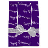 Happy Retirement Bow op Paars Medium Cadeauzakje (Achterkant)