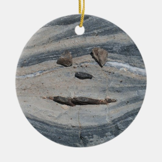 Happy Rock Face Keramisch Ornament (Voorkant)
