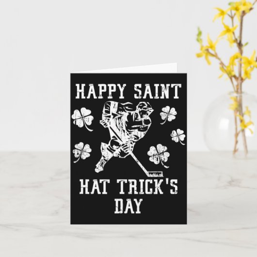 Happy Saint Hat Tricks Day St Patricks Day Funny  Kaart (Gele Bloem)