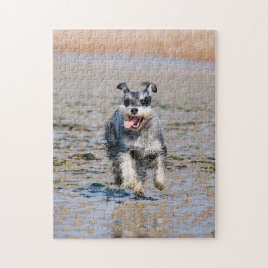 Happy Schnauzer aan boord van strandpuzzel Legpuzzel (Verticaal)