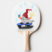 Happy Skater Gnome met Gifts en Sparkler - Grappig Tafeltennisbatje (Achterkant)