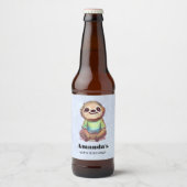 Happy Sloth Dragen een Shirt Leuke Verjaardag Bier Etiket (Voorkant)