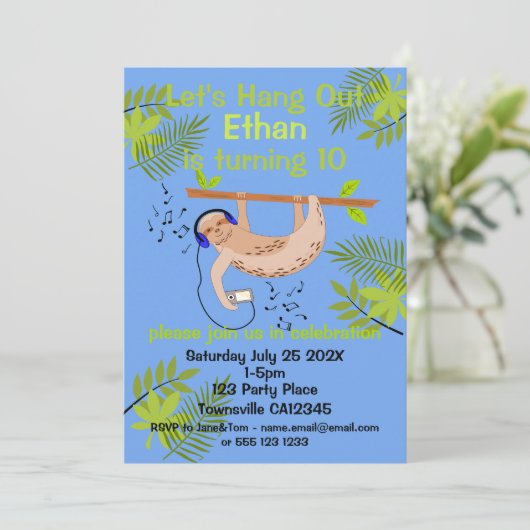 Happy Sloth Uitnodiging (Staand voorkant)