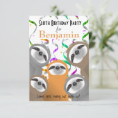 Happy Sloths Verjaardagsfeestje Confetti Uitnodigi Kaart (Staand voorkant)