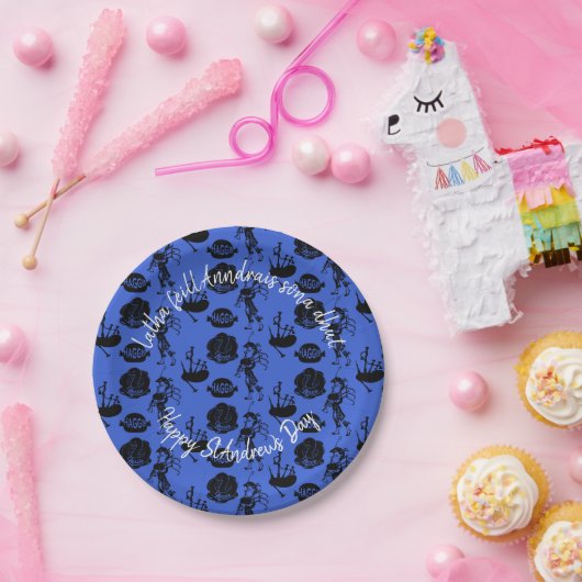 Happy St Andrew Day Haggis Bagpipe Nessie Small 7" Papieren Bordje (Feest)