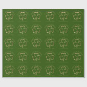 Happy St. Patrick Green en Gold Clover Shamrock Cadeaupapier (Vlak)