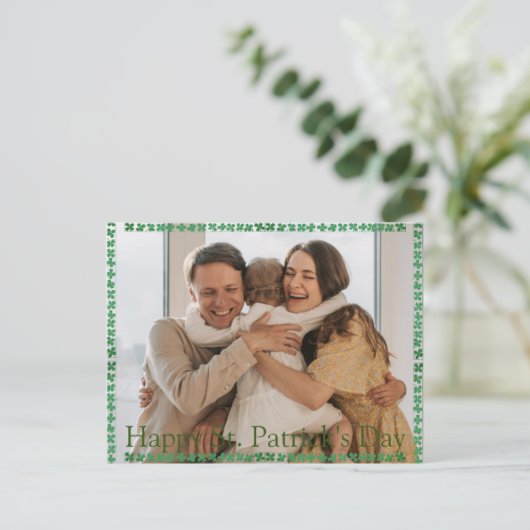 Happy St. patrick's dag Shamrocks familiefoto Feestdagenkaart (Staand voorkant)