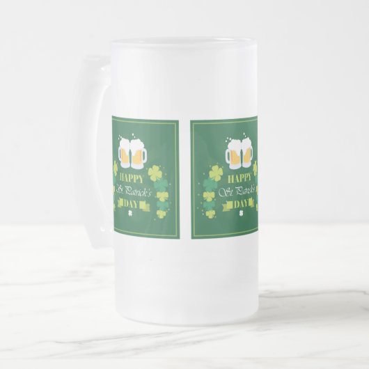 Happy St. Patricks Day Beer and Clovers Matglas Bierpul (Voorkant links)