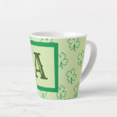 Happy St Patrick's day clover shamrock monogram Latte Mok (Rechterhoek)