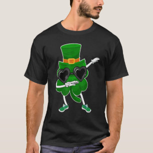 Happy St Patricks Day Dabbing Shamrock Pet Hip Hop T-shirt