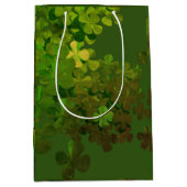 Happy St.Patrick's Day, ierse shamrocks Medium Cadeauzakje (Voorkant)