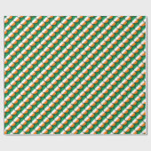 Happy St. Patrick's Day Irish Hearts Flag Pattern Cadeaupapier (Vlak)