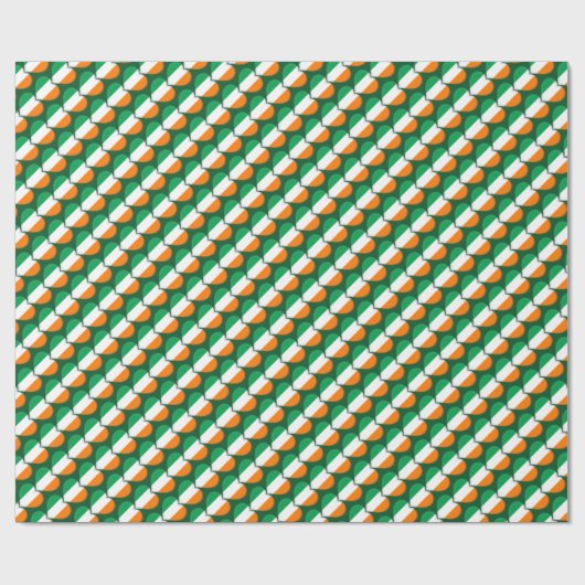 Happy St. Patrick's Day Irish Hearts Flag Pattern Cadeaupapier (Vlak)