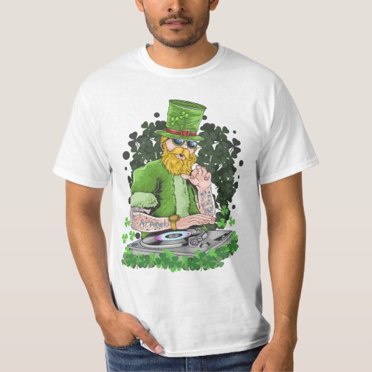 Happy St. Patrick's Day | Leprechaun DJ T-shirt (Voorkant)