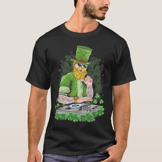 Happy St. Patrick's Day | Leprechaun DJ T-shirt (Voorkant)