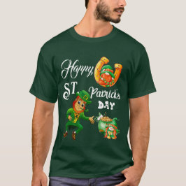 Happy St Patricks Day Lucky Leprechaun Pot of Gold T-shirt