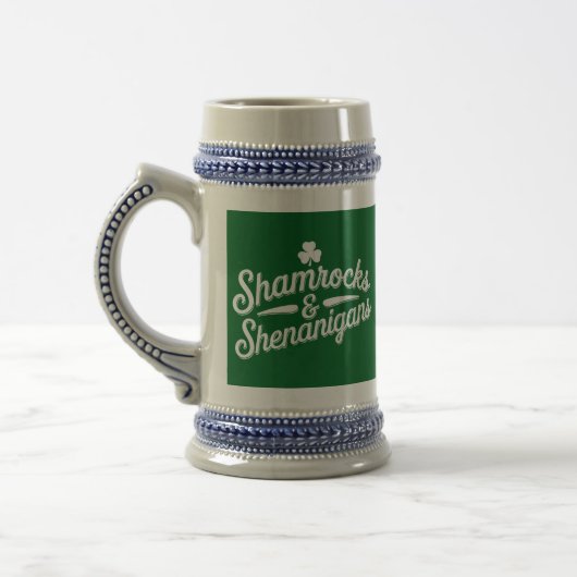 Happy St Patricks Day Lucky Shamrock & Shenanigans Bierpul (Links)