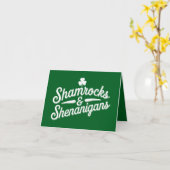 Happy St Patricks Day Lucky Shamrock & Shenanigans Kaart (Gele Bloem)