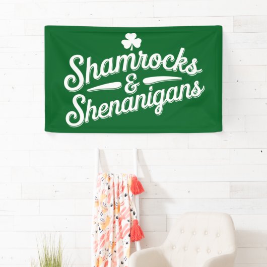 Happy St Patricks Day Lucky Shamrock & Shenanigans Spandoek (Insitu)