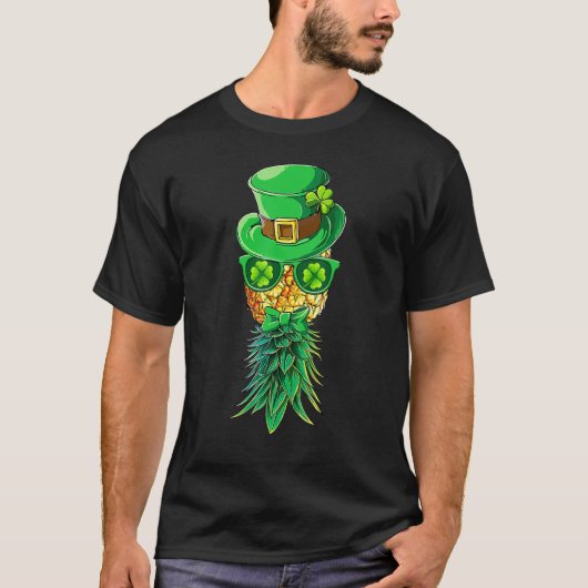 Happy St Patrick's Day Mask ondersteboven Pineappl T-shirt (Voorkant)