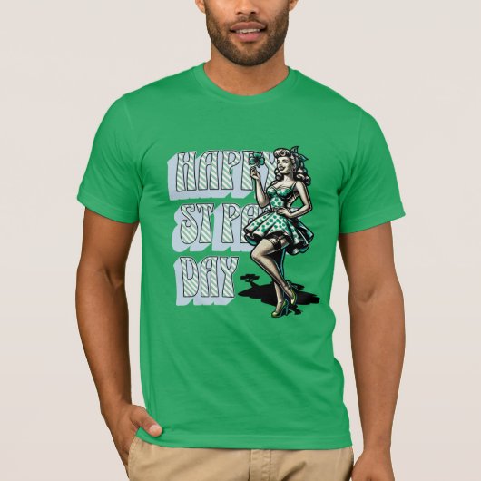 Happy St Patrick's Day Pinup Meisje met Shamrock T-shirt (Voorkant)