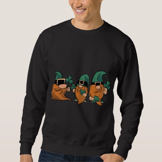 Happy St Patrick's Day Three Gnomes Lucky Shamrock Trui (Voorkant)