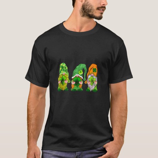 Happy St Patrick's Day Three Gnomes Shamrock T-shirt (Voorkant)
