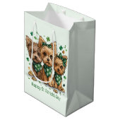 Happy St. Patrick's Day Yorkshire Terriër Honden Medium Cadeauzakje (Voorkant Gekanteld)