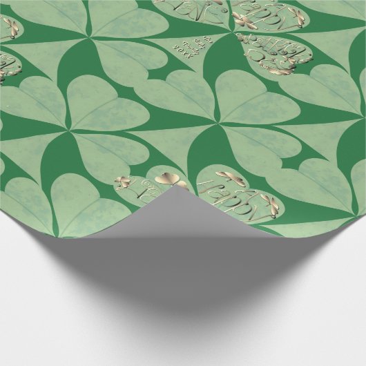 Happy St. Patrick's Shamrocks Cadeaupapier (Hoek)