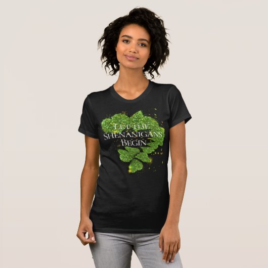 Happy St Patty, Green Shamrocks | mousserende hart T-shirt (Voorkant volledig)