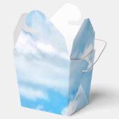 Happy Sunny Clouds Light Blue Sky Achtergrond Bedankdoosjes (Geopend)