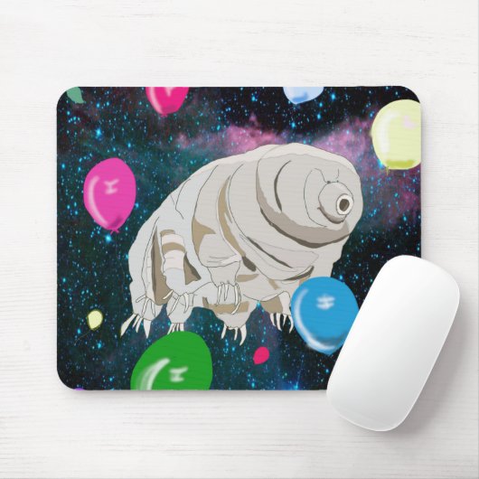 Happy Tardigrade die door Ruimte en ballonnen drij Muismat (Met muis)