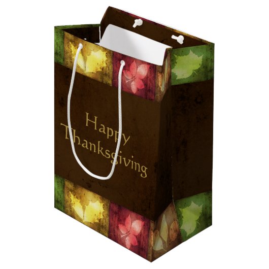 Happy Thanksgiving Grunge Leaves Medium Cadeauzakje (Voorkant Gekanteld)