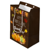 Happy Thanksgiving Pumpkins en Autumn Foliage Medium Cadeauzakje (Achterkant Gekanteld)