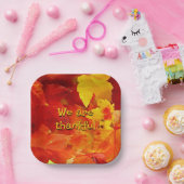 Happy Thanksgiving Red Autumn Leaves Papieren Bordje (Feest)