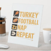 Happy Thanksgiving Turkije Football Nap Repeat Fun Reclamebord Met Voetstuk (Insitu)
