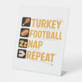 Happy Thanksgiving Turkije Football Nap Repeat Fun Reclamebord Met Voetstuk (Voorkant)