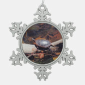 Happy Turtle Tin Sneeuwvlok Ornament (Voorkant)