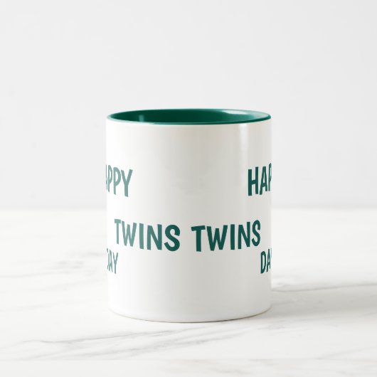 Happy Twins Day Tweekleurige Koffiemok (Center)