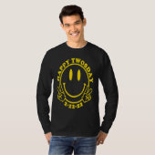 Happy Twosday 2 22 22 Happy Face Retro Style Peace T-shirt (Voorkant volledig)