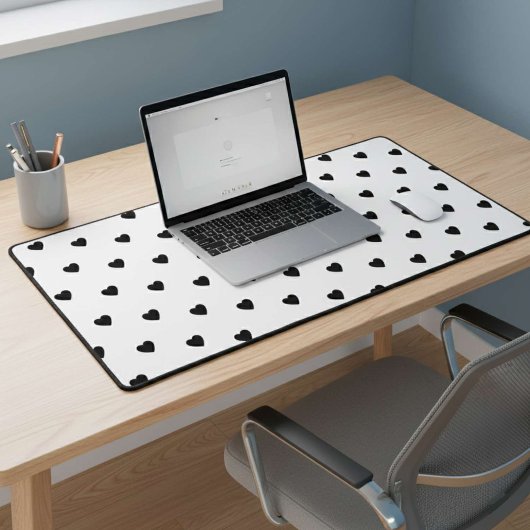 Happy Valentine’s Day Black Heart Design Bureaumat