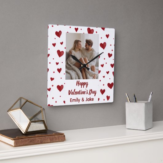 Happy Valentine's Day Custom Photo Wall Clock Vierkante Klok (Kantoor)