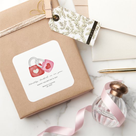 Happy Valentine's Day Cute Fun Locks Hearts Custom Vierkante Sticker (Geschenken)