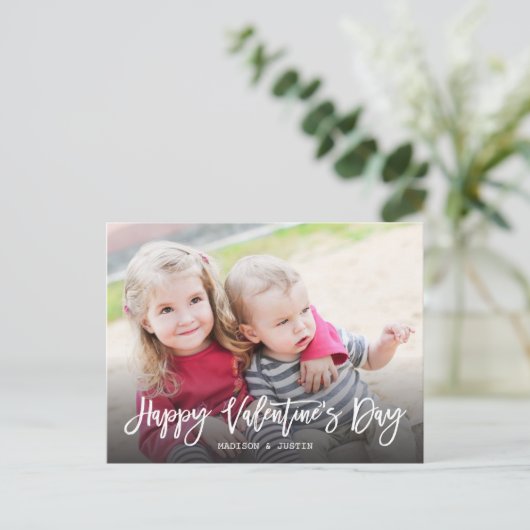 Happy Valentine's Day Trendy Script Foto Briefkaar Feestdagenkaart (Staand voorkant)