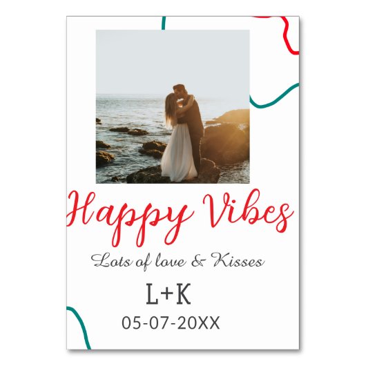 Happy Vibes vakantie paar naam datum bruiloft rood Kaart (Achterkant)