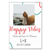 Happy Vibes vakantie paar naam datum bruiloft rood Kaart (Voorkant)
