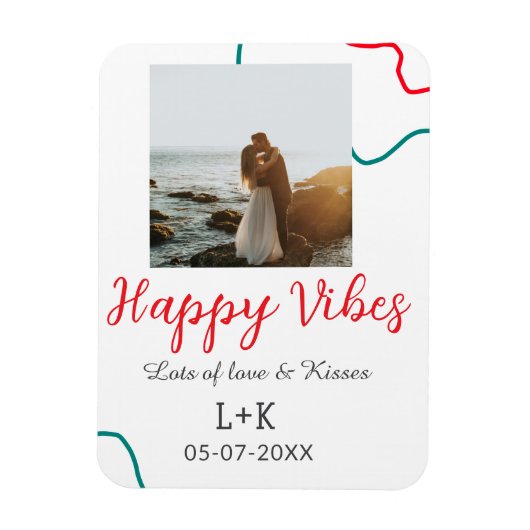 Happy Vibes vakantie paar naam datum bruiloft rood Magneet (Verticaal)
