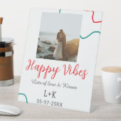 Happy Vibes vakantie paar naam datum bruiloft rood Reclamebord Met Voetstuk (Insitu)