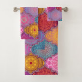 Happy Vibrant Tribal Bohemian Bath Towels Bad Handdoek (Insitu)