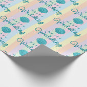 Happy Wedding Text Blue Seashell Colorful Rainbow Cadeaupapier (Hoek)